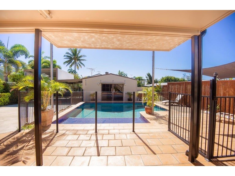 29 Denman Avenue, Shoal Point QLD 4750