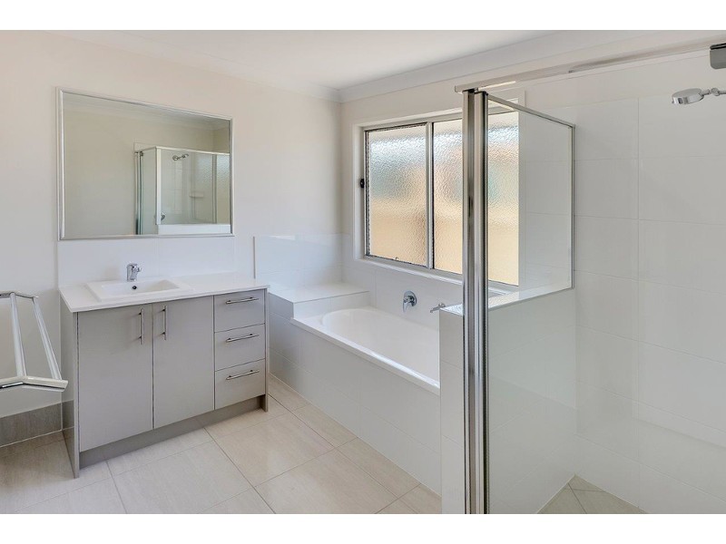 157a Parklakes Drive, Bli Bli QLD 4560