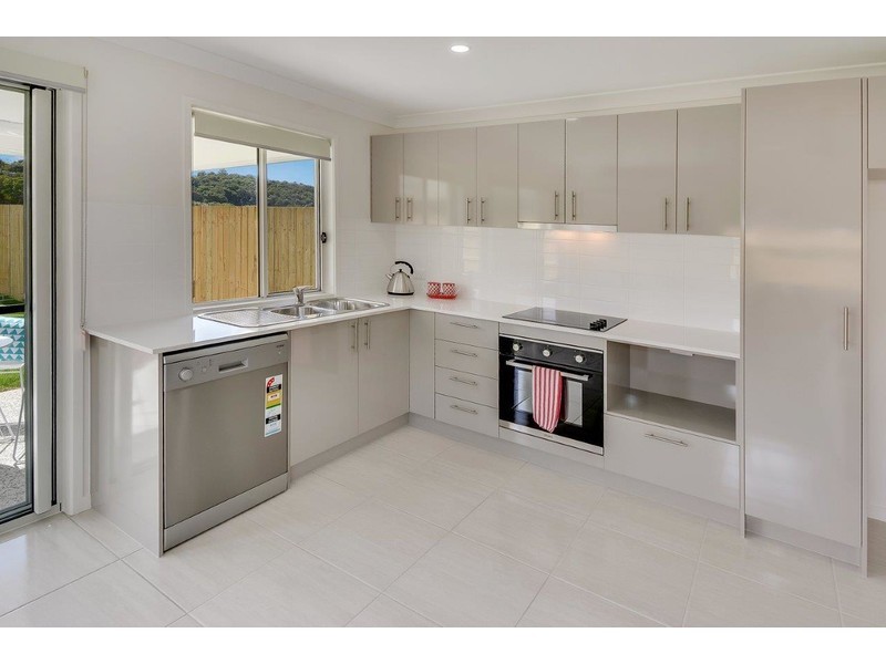157b Parklakes Drive, Bli Bli QLD 4560