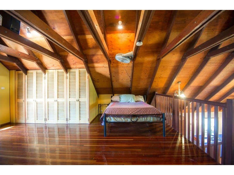 25 Downie Avenue, Bucasia QLD 4750