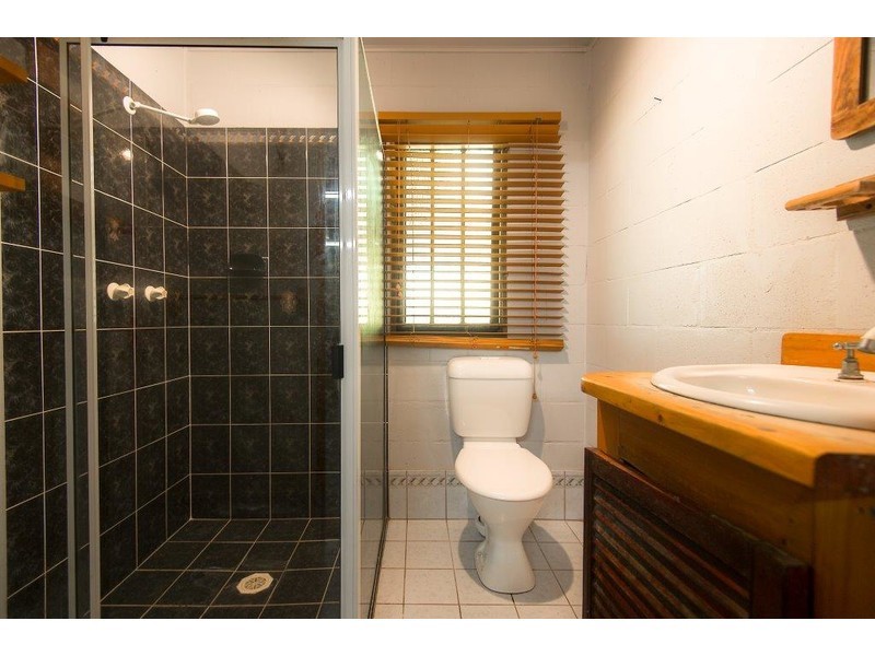 25 Downie Avenue, Bucasia QLD 4750