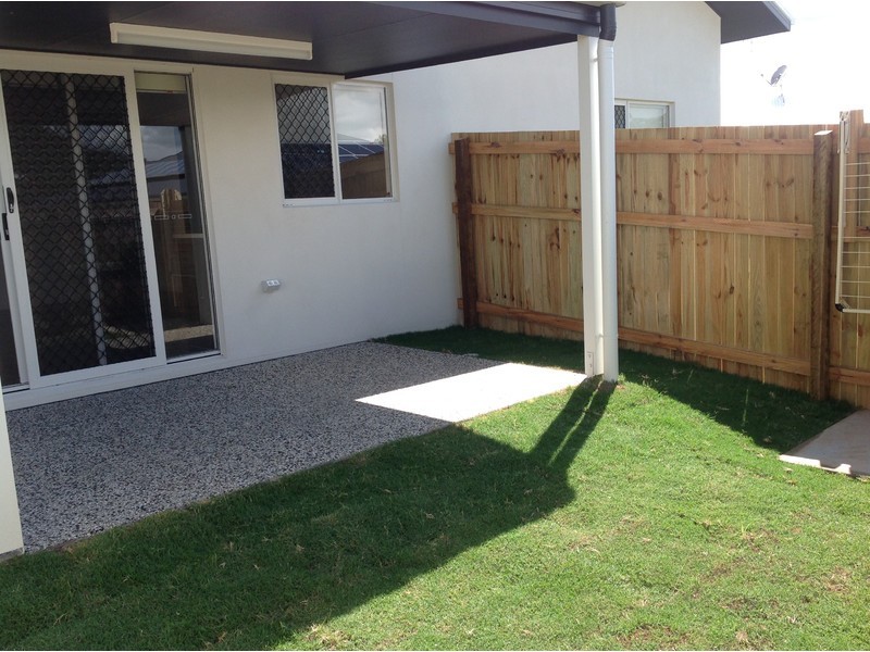 25b Clark Avenue, Glass House Mountains QLD 4518