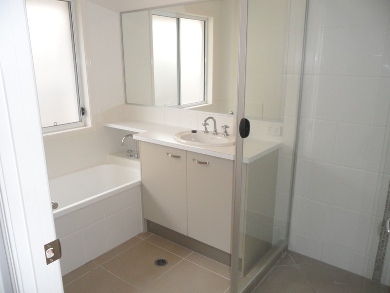 15 Tolman Street, Sippy Downs QLD 4556