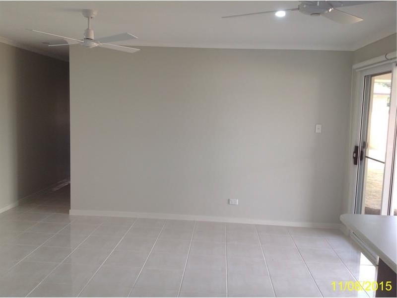 9a Sairs Street, Glass House Mountains QLD 4518