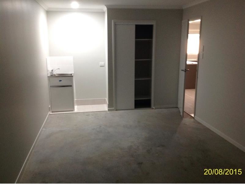 9a Sairs Street, Glass House Mountains QLD 4518
