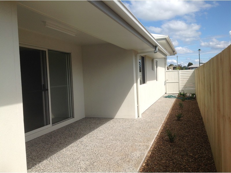 15a Pinnacles Drive, Glass House Mountains QLD 4518