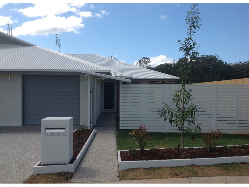 15b Pinnacles Drive, Glass House Mountains QLD 4518