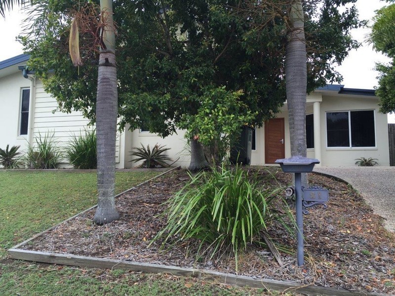 21 Townsend Street, Bucasia QLD 4750