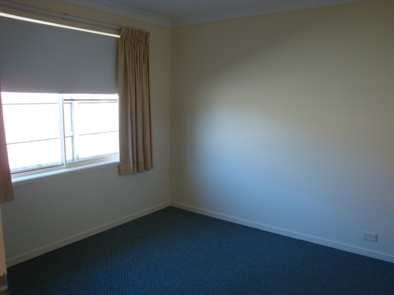 8 Oxford Close, Sippy Downs QLD 4556