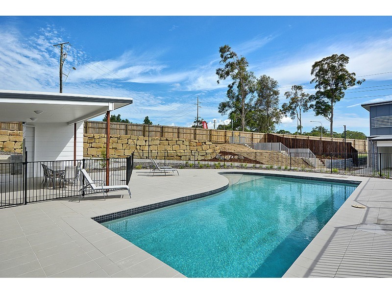 32/17 greensboro Place, Little Mountain QLD 4551