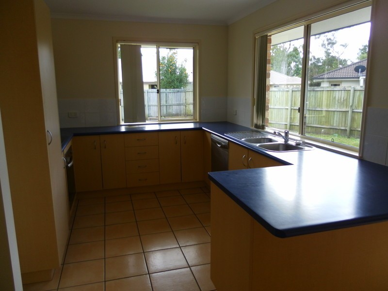 43 Oakgrove Way, Sippy Downs QLD 4556