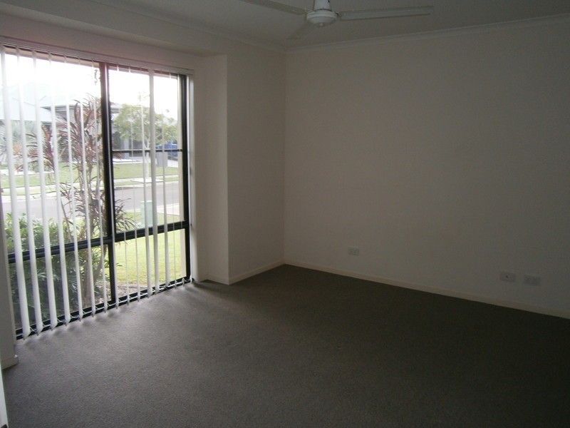 24 Riveroak Way, Sippy Downs QLD 4556