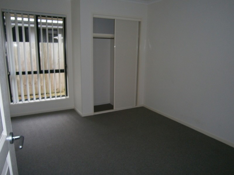 24 Riveroak Way, Sippy Downs QLD 4556