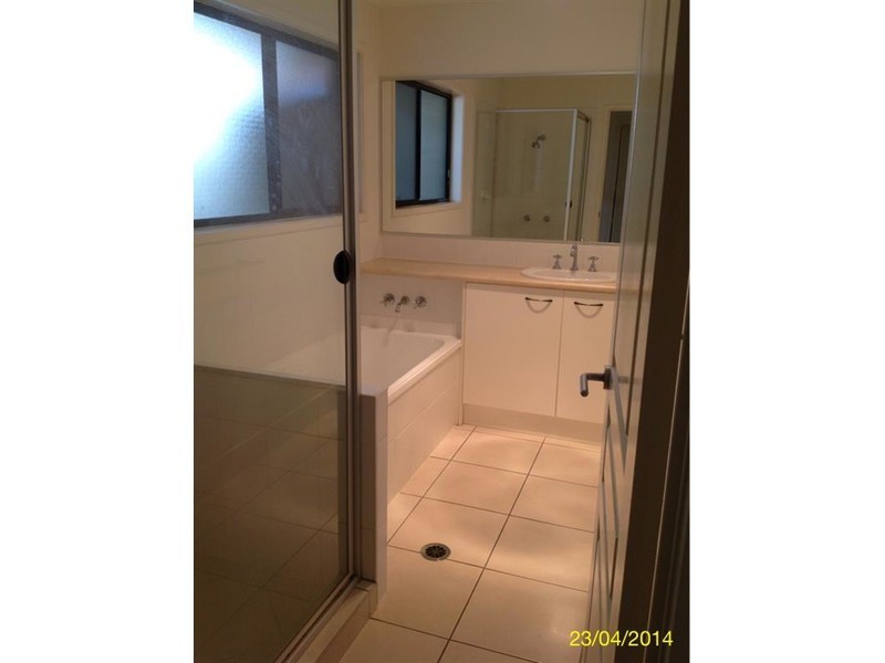 24 Riveroak Way, Sippy Downs QLD 4556