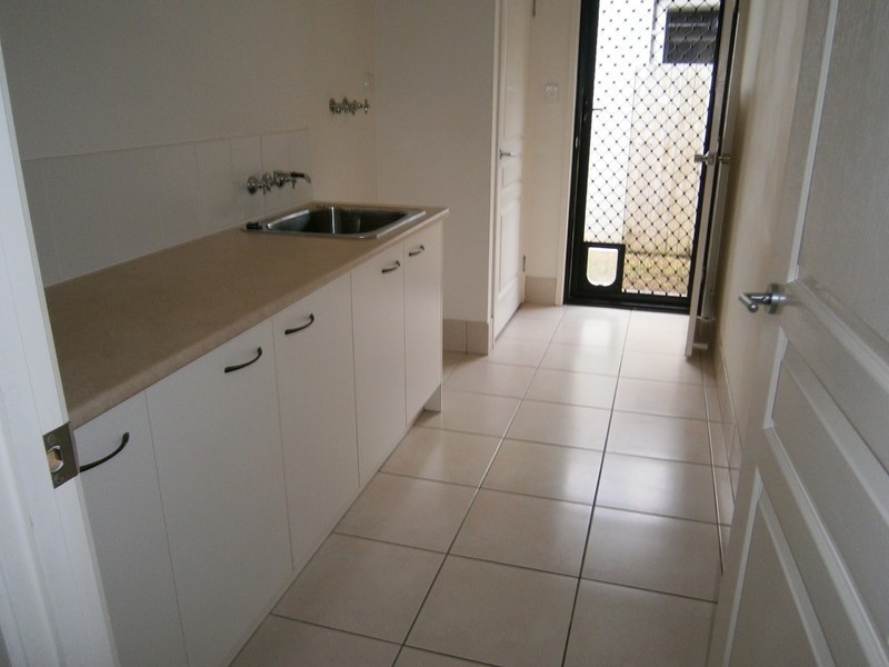 24 Riveroak Way, Sippy Downs QLD 4556