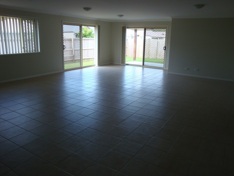 24 Chestwood Crescent, Sippy Downs QLD 4556