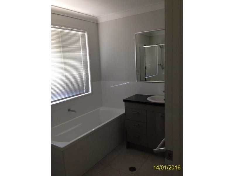 6 Daydream Street, Mountain Creek QLD 4557
