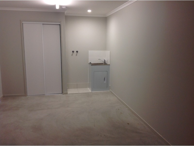 1/25 Featherwood Crescent, Beerwah QLD 4519