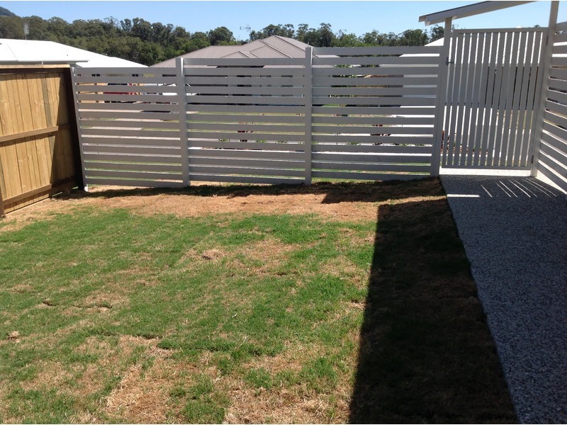 2/25 Featherwood Crescent, Beerwah QLD 4519