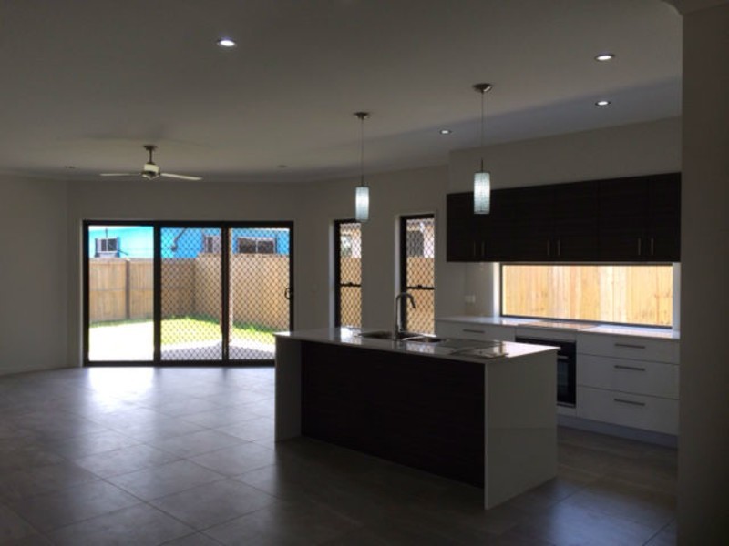 11 Apple Circuit, Griffin QLD 4503