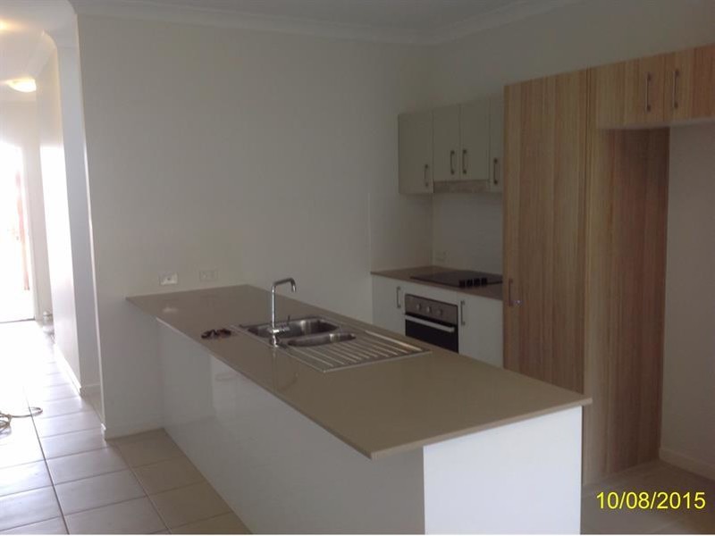 5/17 Greensboro Place, Little Mountain QLD 4551
