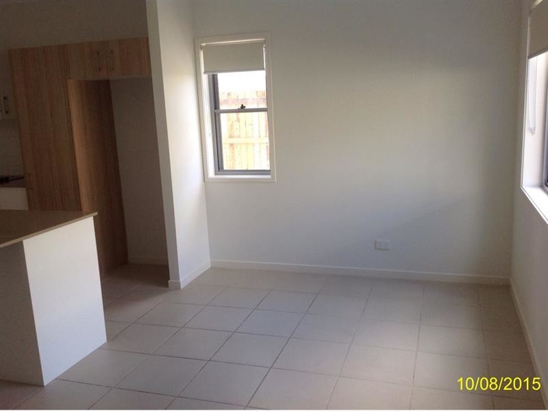 5/17 Greensboro Place, Little Mountain QLD 4551