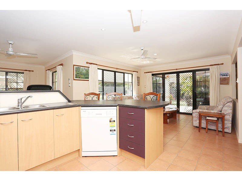 8 Westlake Court, Sippy Downs QLD 4556