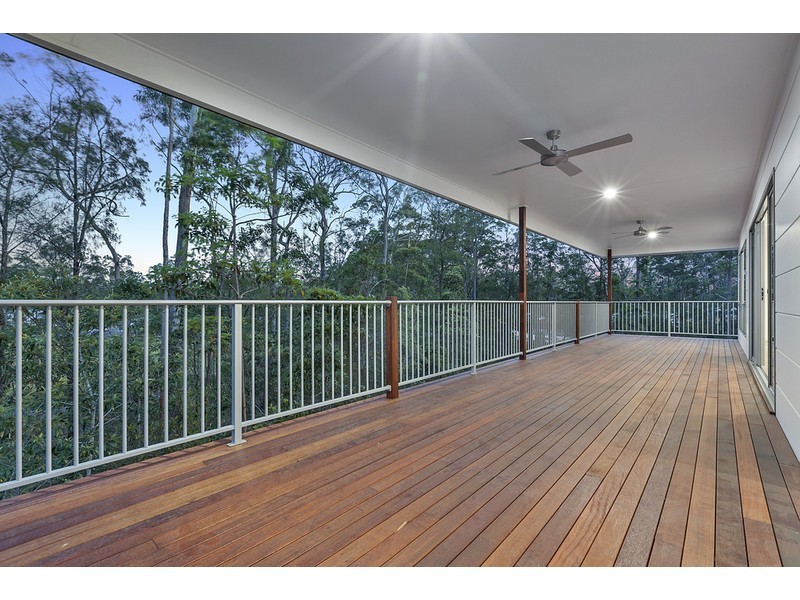 32 Apple Gum Place, Palmview QLD 4553