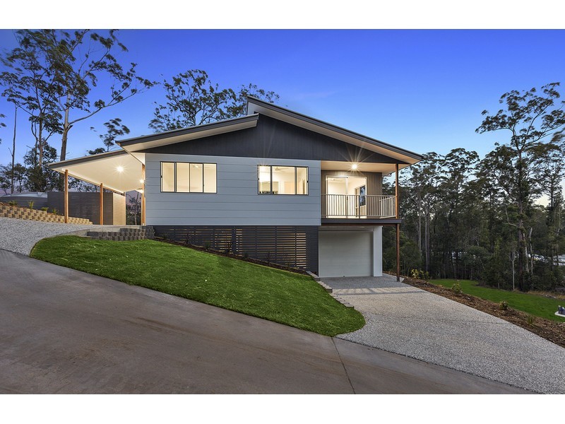 32 Apple Gum Place, Palmview QLD 4553