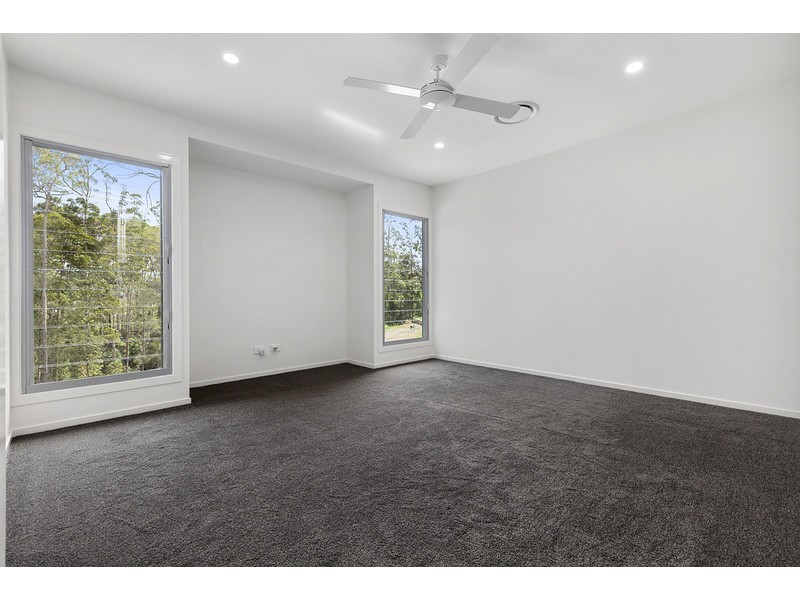 32 Apple Gum Place, Palmview QLD 4553