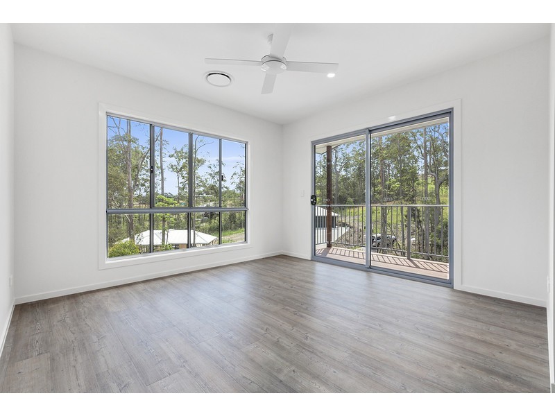 32 Apple Gum Place, Palmview QLD 4553