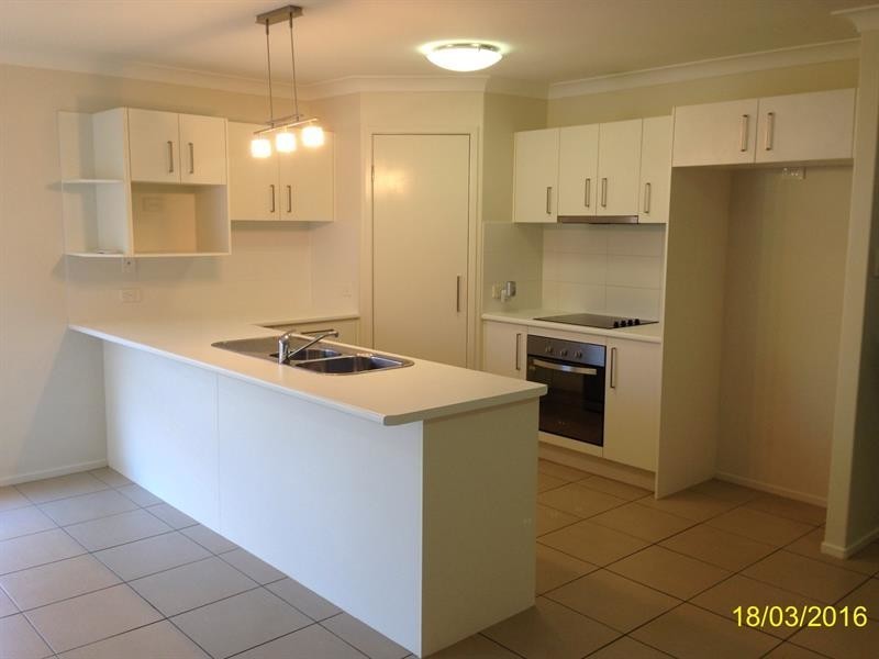 2A Whiteoak Street, Sippy Downs QLD 4556