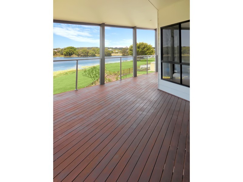 13 Courtenay Place, Sippy Downs QLD 4556