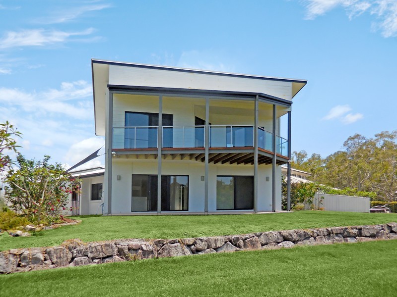 13 Courtenay Place, Sippy Downs QLD 4556