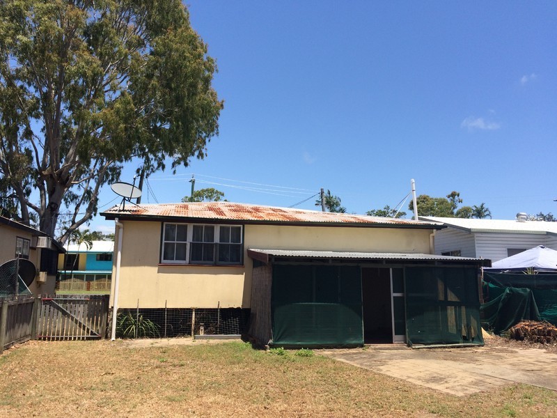 38 Waverley Street, Bucasia QLD 4750