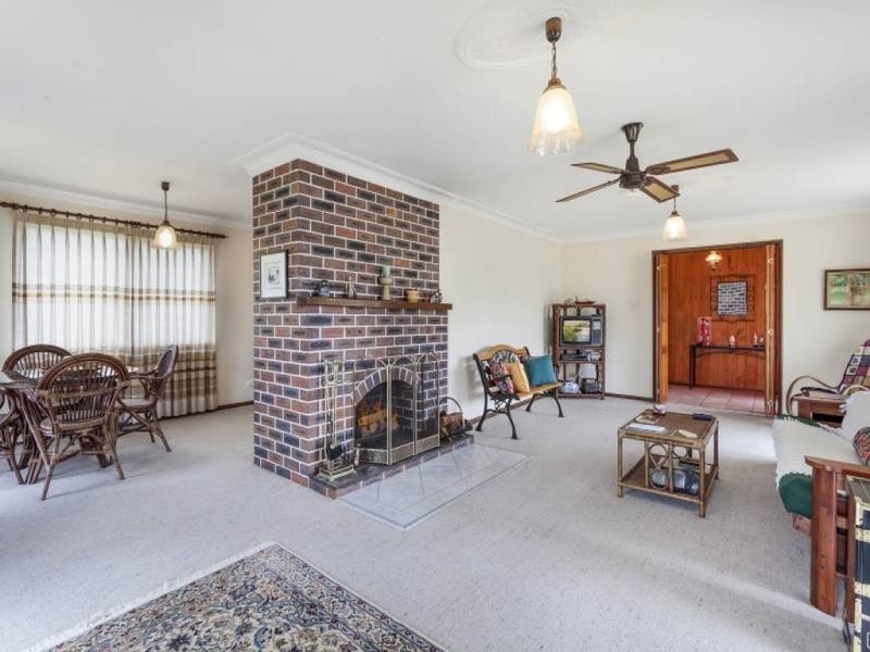 19 Parraweena Road, Gwandalan NSW 2259