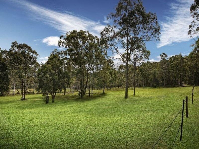 164 Woods Road, Jilliby NSW 2259