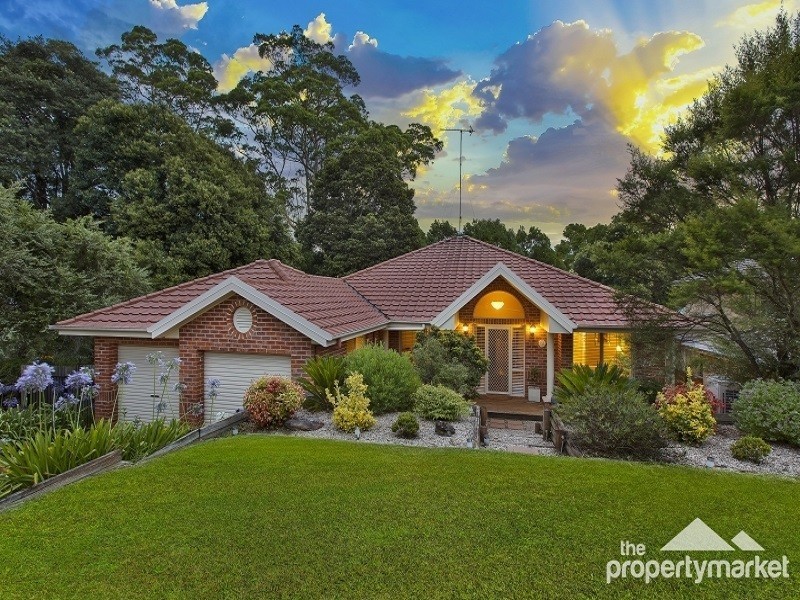 4 Janine Close, Lisarow NSW 2250