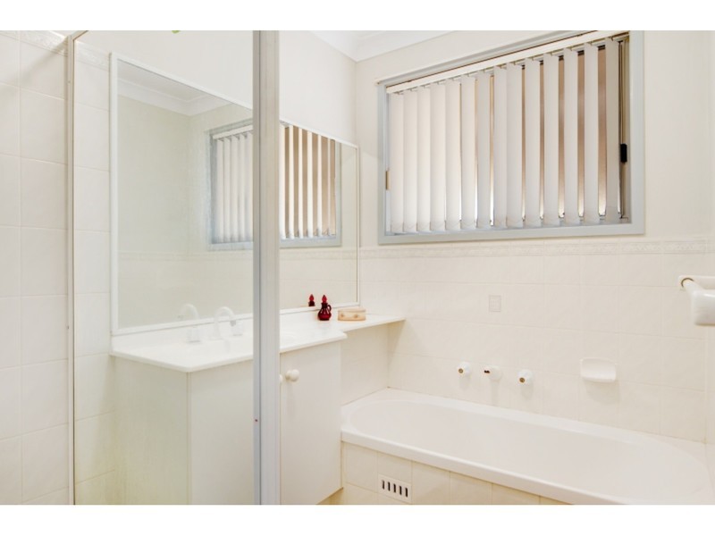 15 Mark Place, Mardi NSW 2259