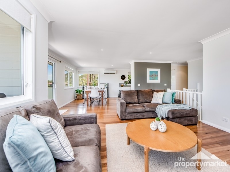 30 Valley View Road, Bateau Bay NSW 2261