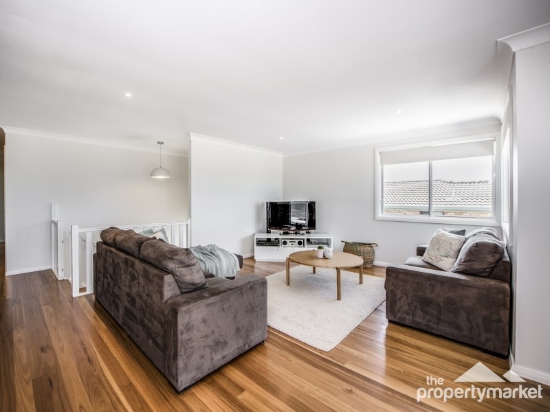 30 Valley View Road, Bateau Bay NSW 2261