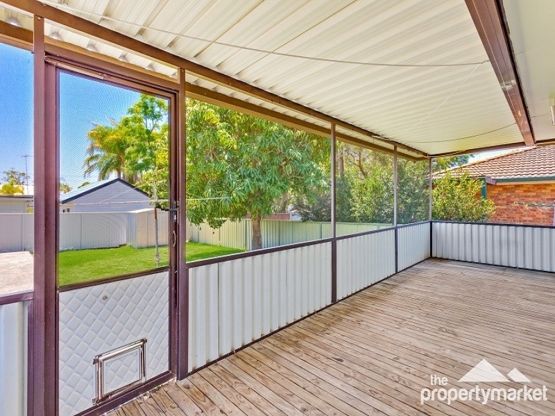 26 Warrina Avenue, Summerland Point NSW 2259