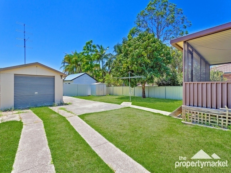 26 Warrina Avenue, Summerland Point NSW 2259