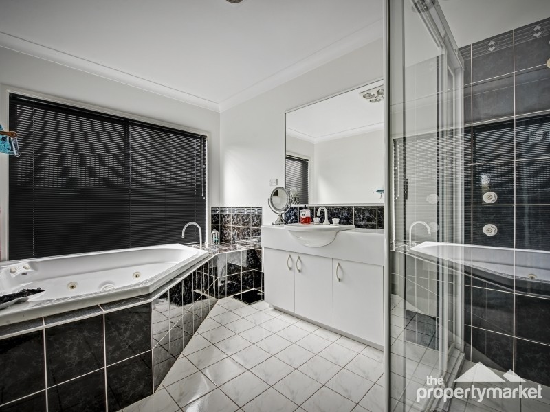 12 Bemboka Crescent, Glenning Valley NSW 2261