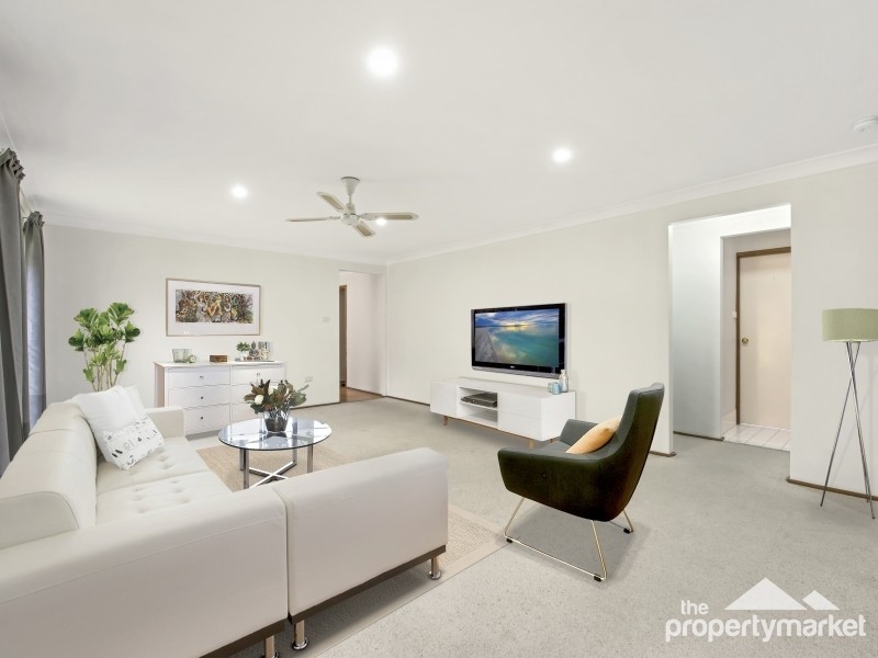 39 Bomaderry Crescent, Glenning Valley NSW 2261