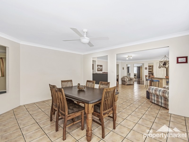 17 Birrabang Avenue, Summerland Point NSW 2259