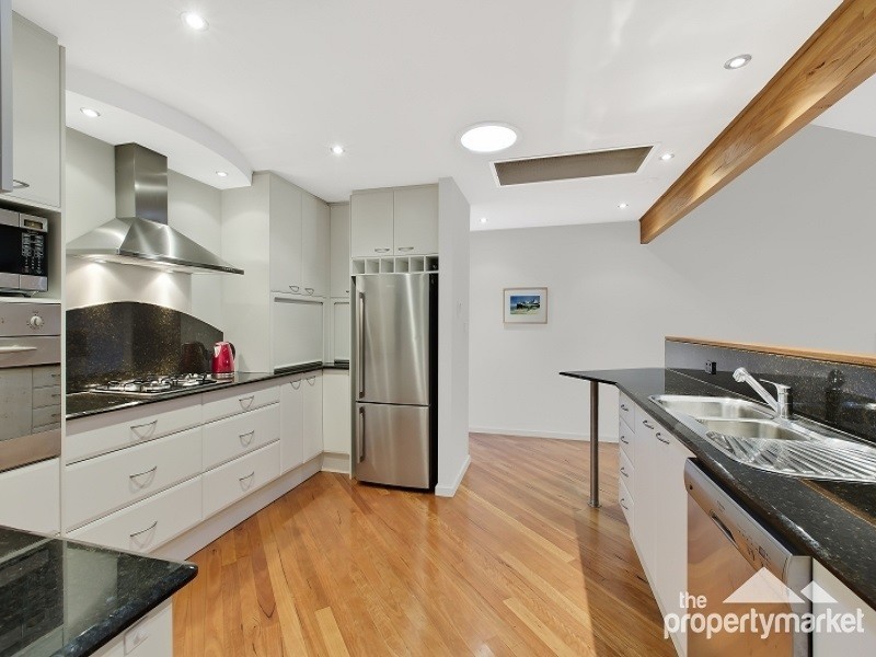 4 Kyong Avenue, Buff Point NSW 2262