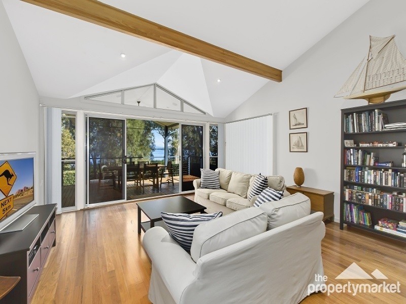 4 Kyong Avenue, Buff Point NSW 2262