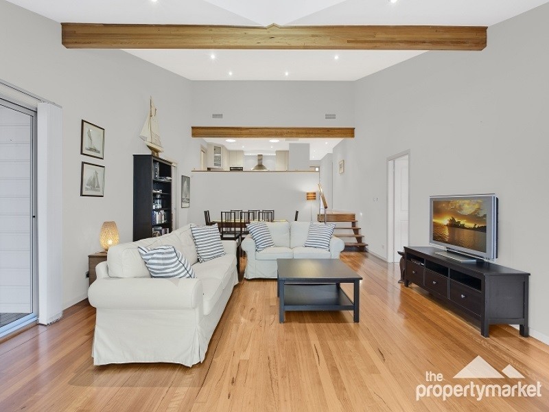 4 Kyong Avenue, Buff Point NSW 2262