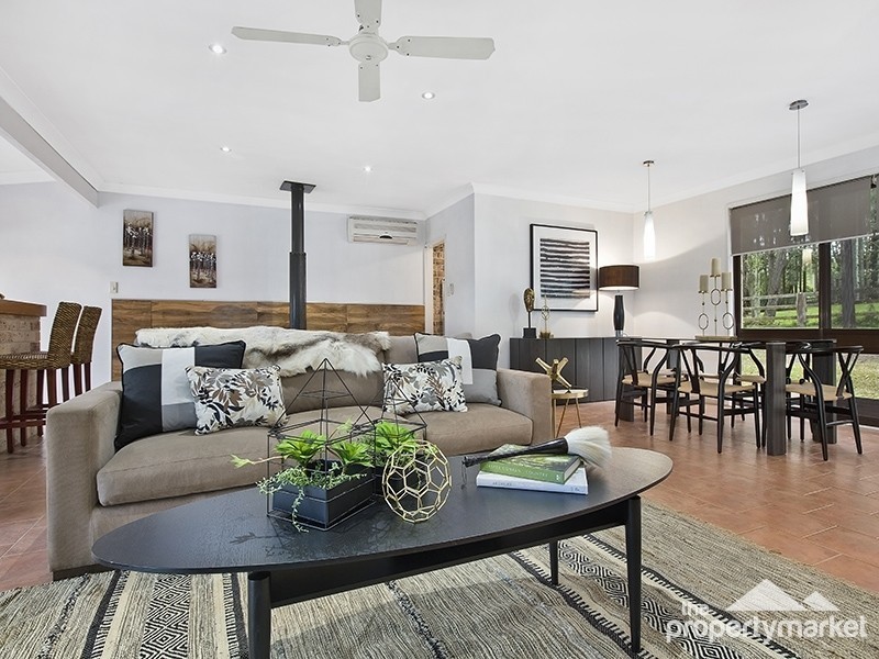 5 Treelands Drive, Jilliby NSW 2259